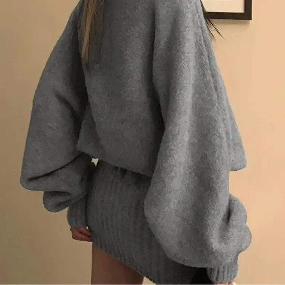 Cozy Gray Off-Shoulder Sweater Dress - Large - Picture 2 of 8